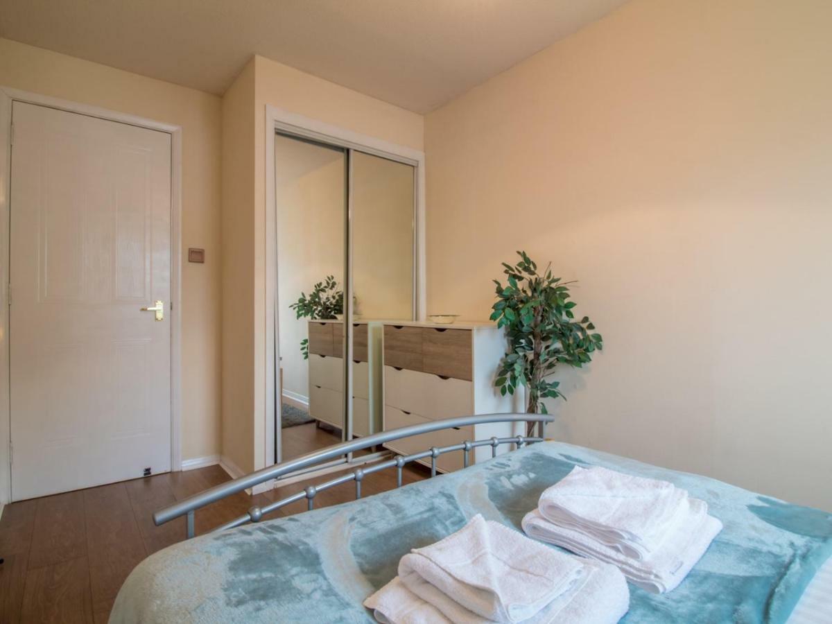 Bright & Tranquil Apartment Near City Centre With Free Parking! Edinburgh Exterior foto