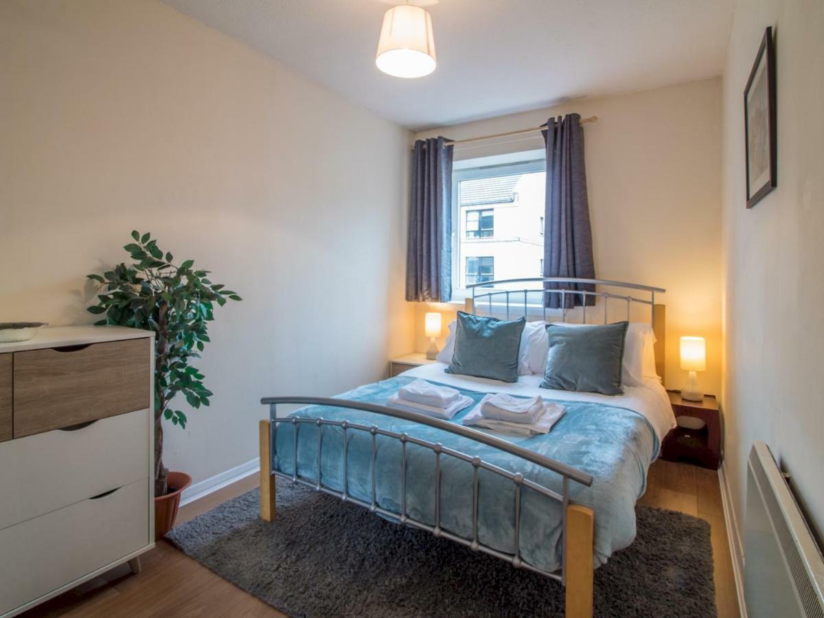 Bright & Tranquil Apartment Near City Centre With Free Parking! Edinburgh Exterior foto